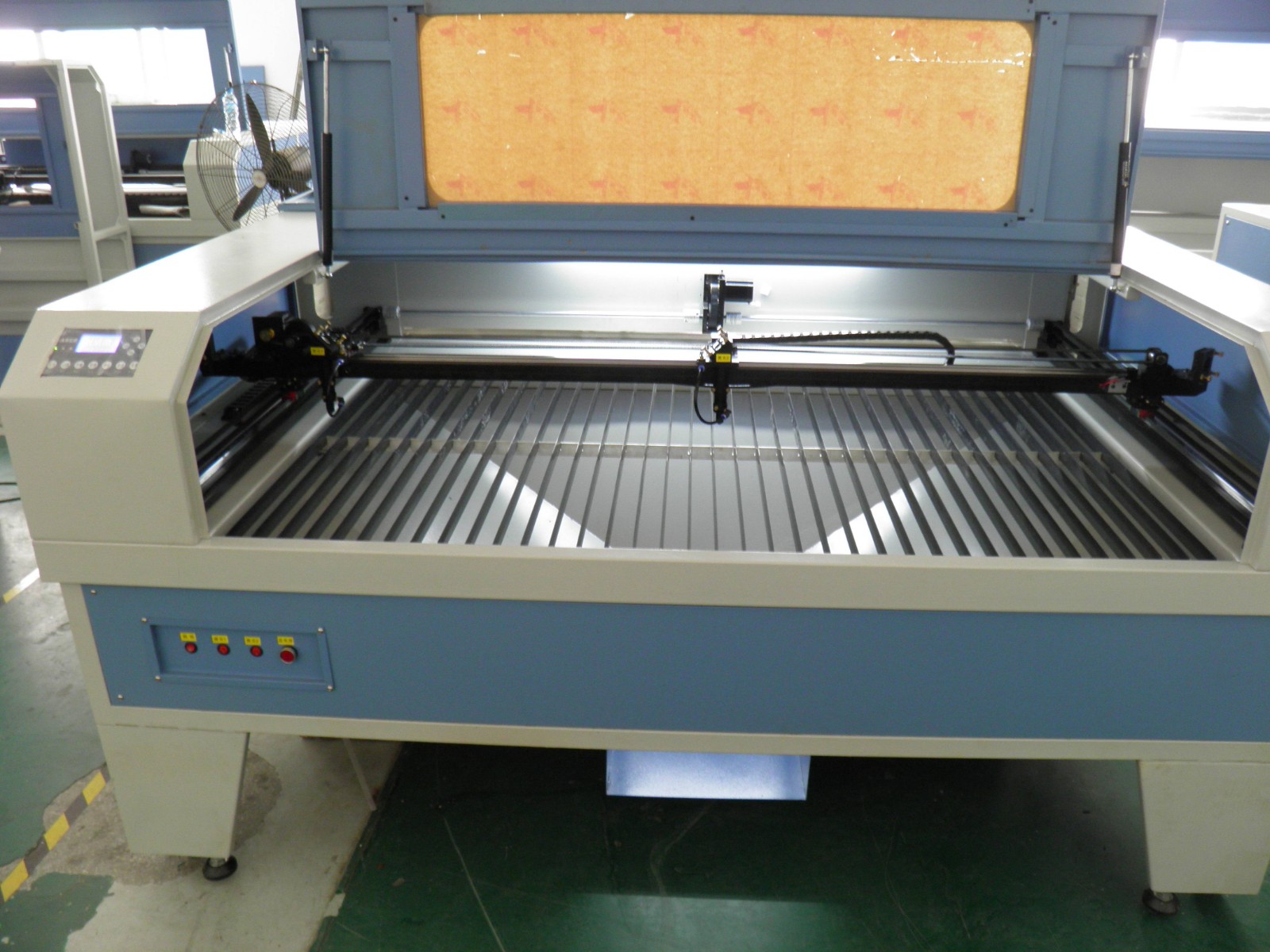 如何解決數控激光切割機的電源過載現象?