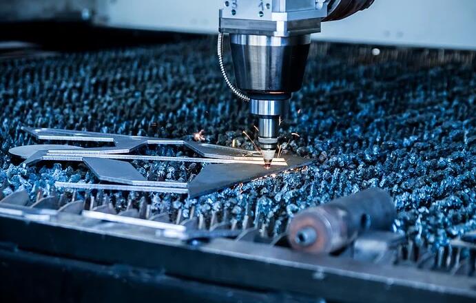 7萬到9萬小型激光切割機好不好？哪里能買？